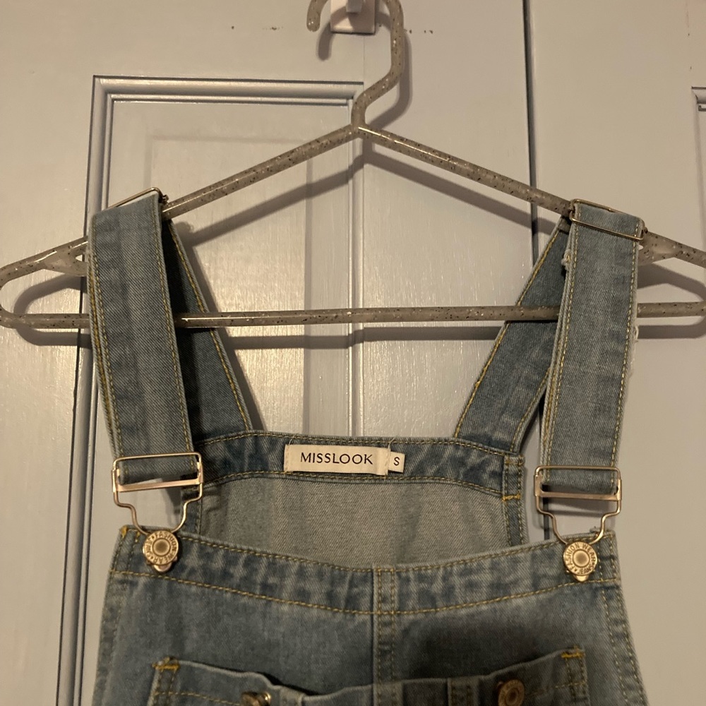Distressed overalls - Picture 2 of 3